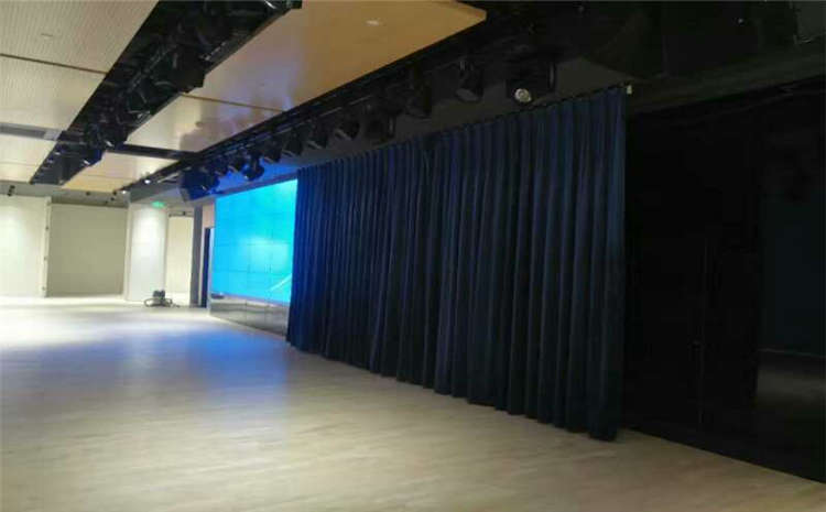 專業的舞臺木地板品牌廠家