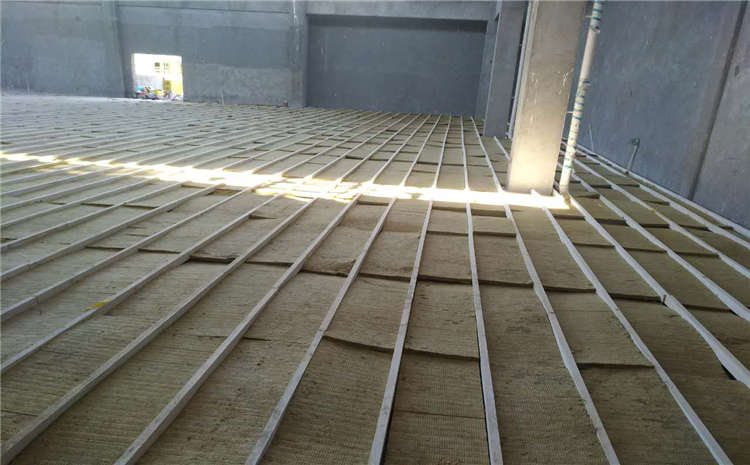 指接板NBA籃球場木地板規格