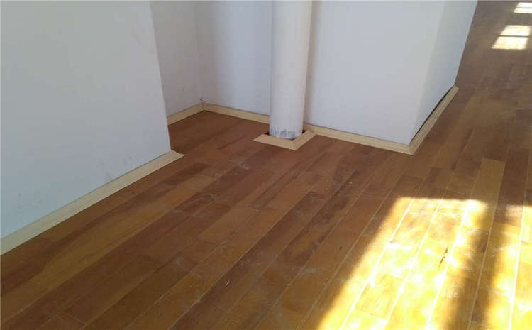 五角楓籃球運動地板結構