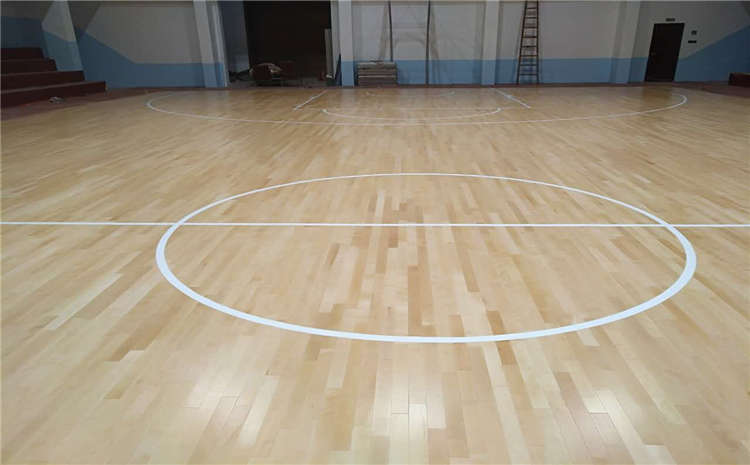 主輔龍骨結構體育木地板廠家去哪找？