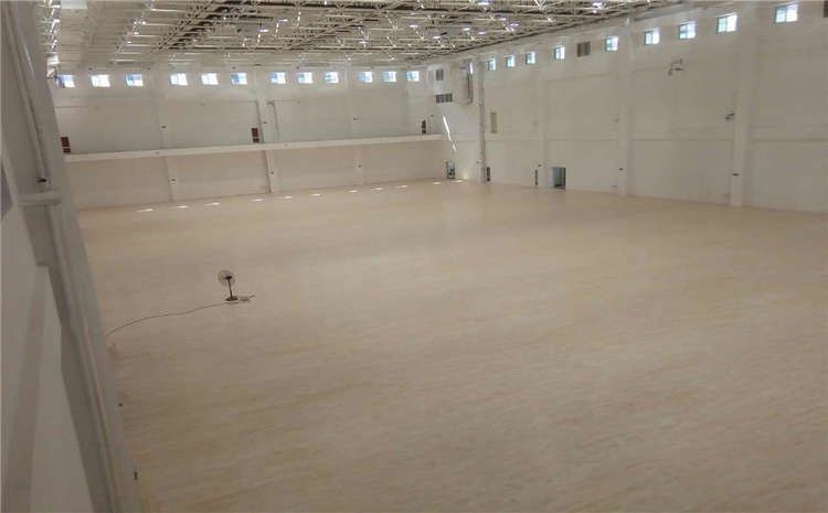 五角楓風雨操場運動地板規格