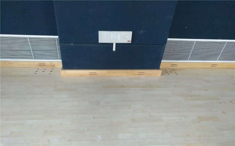 硬木企口乒乓球館木地板**是多少錢?