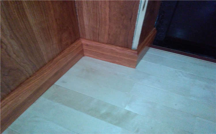 橡膠木舞臺運動木地板批發(fā)**