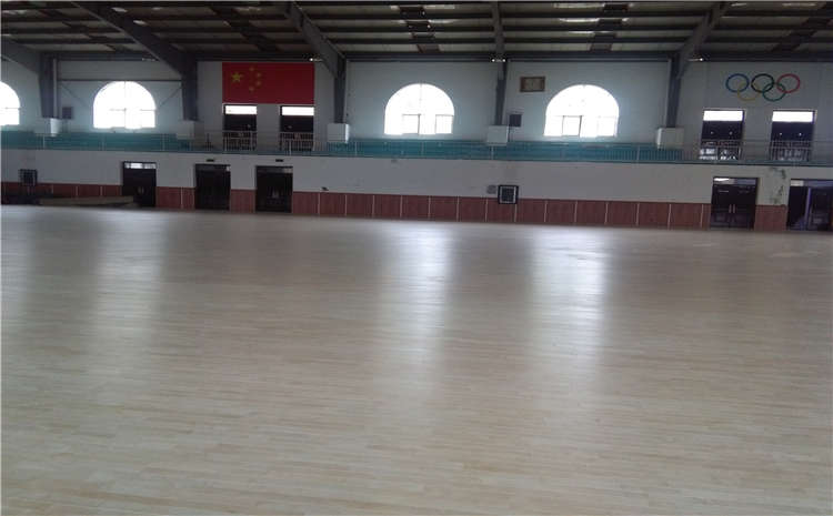 俄勒岡松體育運(yùn)動(dòng)地板一般多少錢?