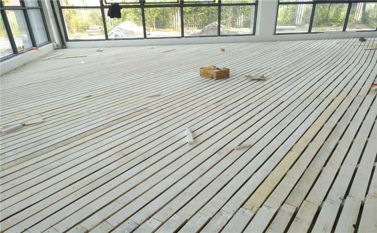 22厚舞臺實木地板廠家去哪找?