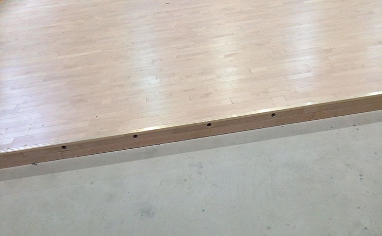 橡膠木舞臺運(yùn)動木地板廠家報(bào)價表