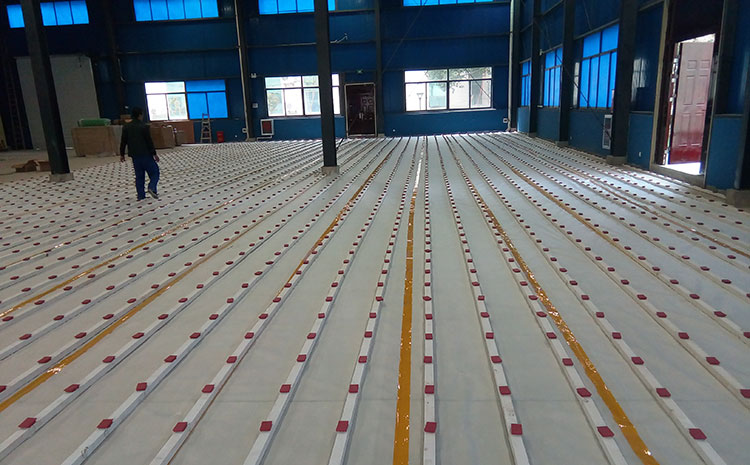 五角楓舞臺(tái)實(shí)木地板怎么維修?