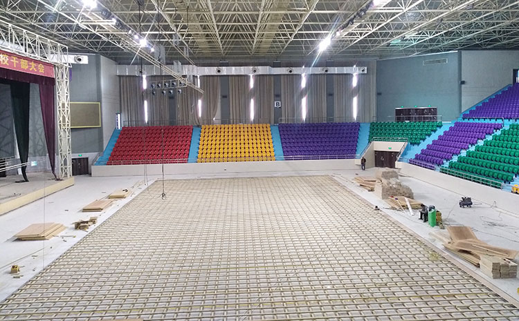 24厚風(fēng)雨操場運動地板市場價格表