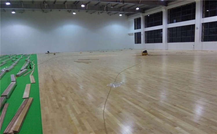 五角楓舞臺運動木地板報價